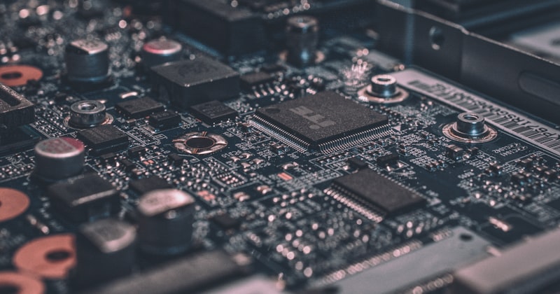 Digital Twins in Manufacturing: Simulate, Optimise, and Innovate